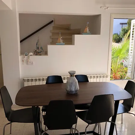 Citrus Tree Villa *